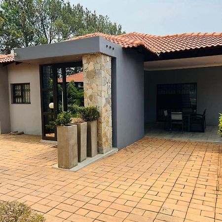 Ultimate Sky _ 2 Bedroom Villa Pretoria-Noord Kültér fotó