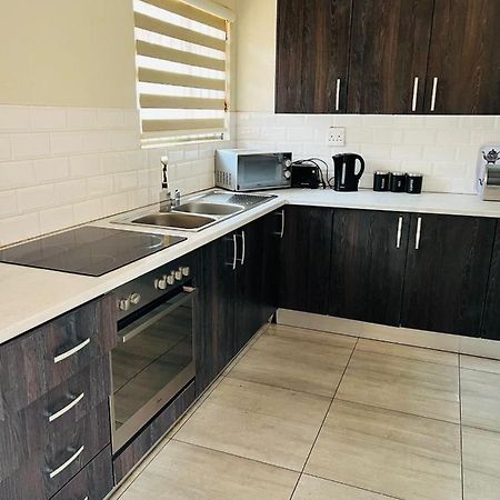 Ultimate Sky _ 2 Bedroom Villa Pretoria-Noord Kültér fotó