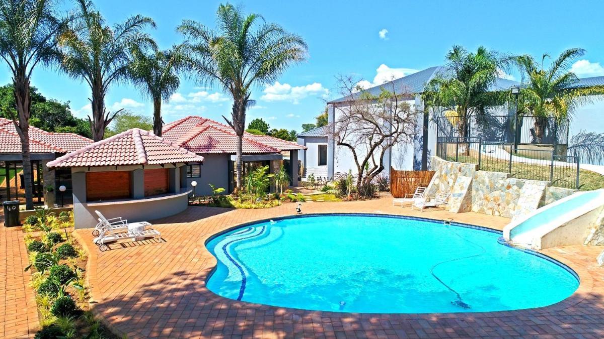 Ultimate Sky _ 2 Bedroom Villa Pretoria-Noord Kültér fotó