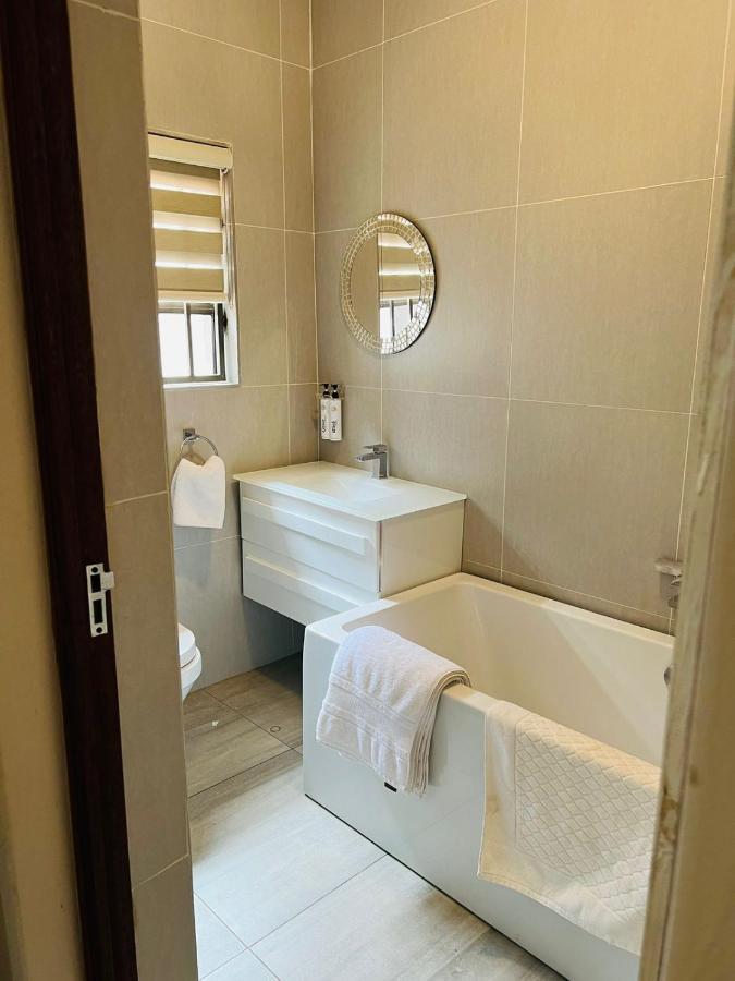 Ultimate Sky _ 2 Bedroom Villa Pretoria-Noord Kültér fotó