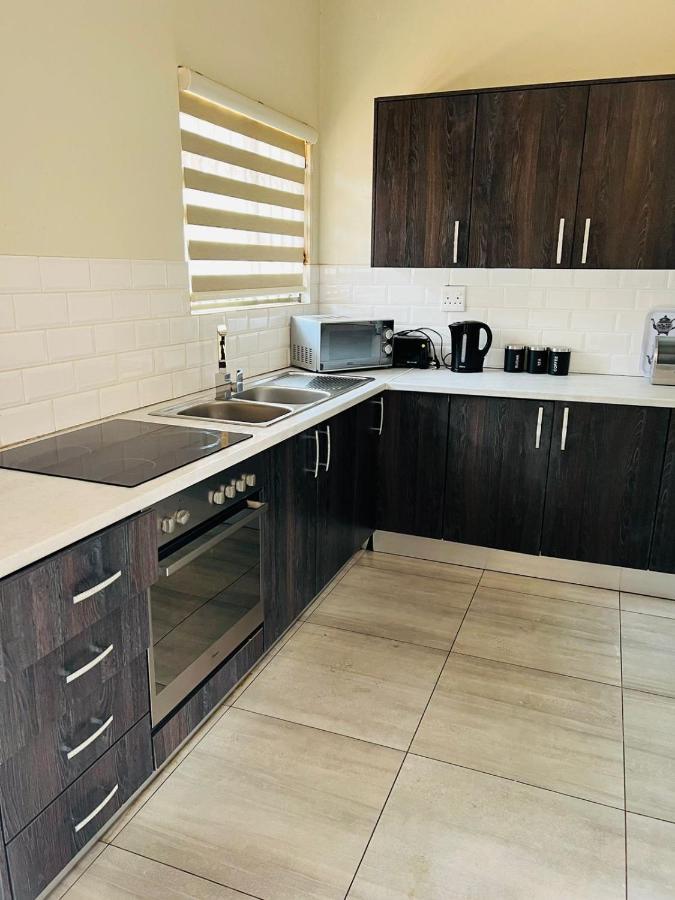 Ultimate Sky _ 2 Bedroom Villa Pretoria-Noord Kültér fotó
